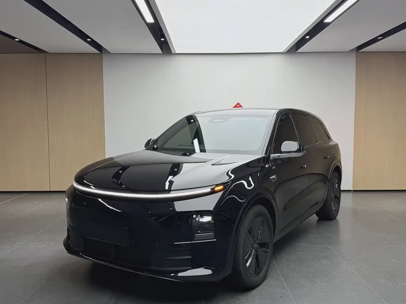 Li Auto L6