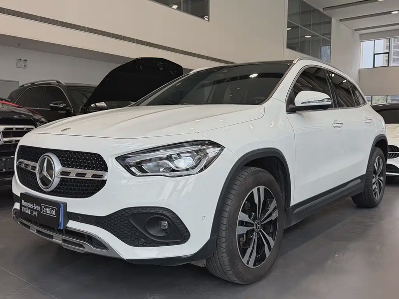 Mercedes-Benz GLA-Class