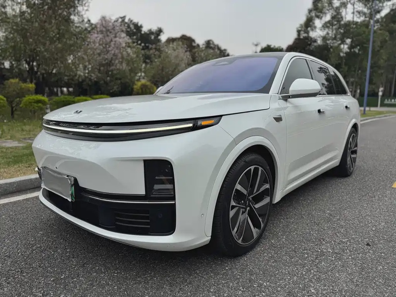 Li Auto L7