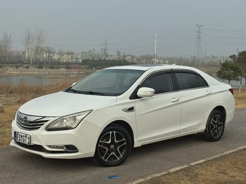 BYD G5