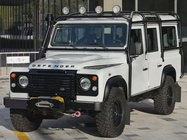 Land Rover Defender 2011