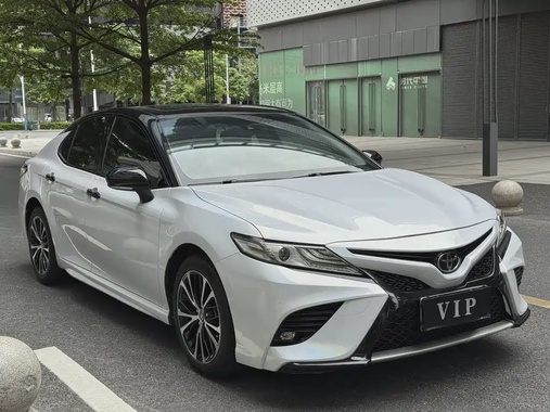 Toyota Camry 2020