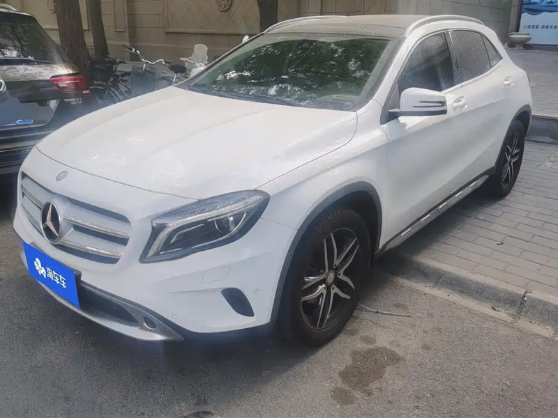 Mercedes-Benz GLA-Class