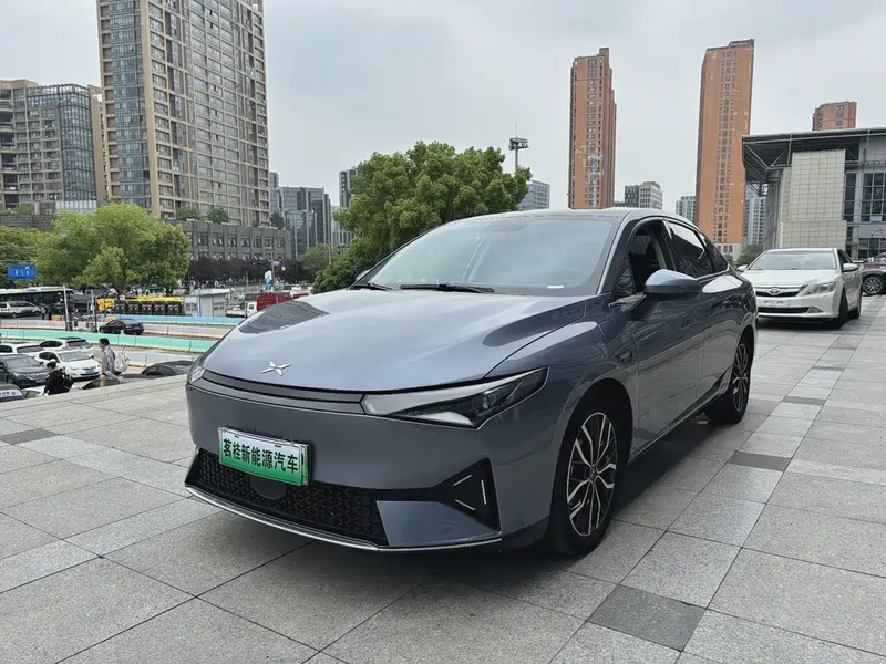 XPeng P5