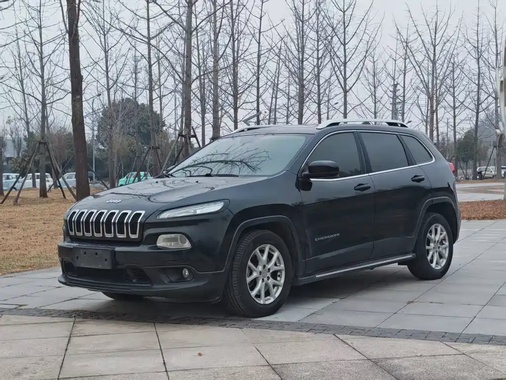 Jeep Cherokee 2016