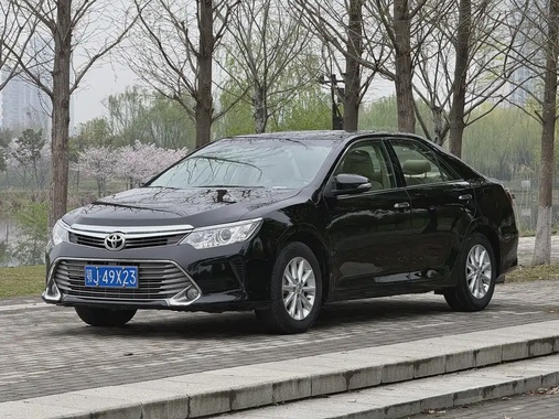 Toyota Camry 2016