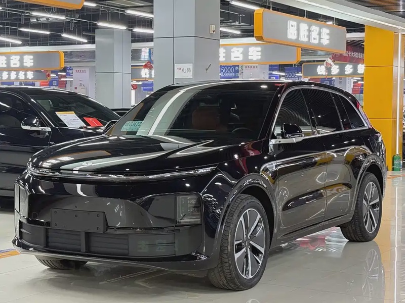 Li Auto L6