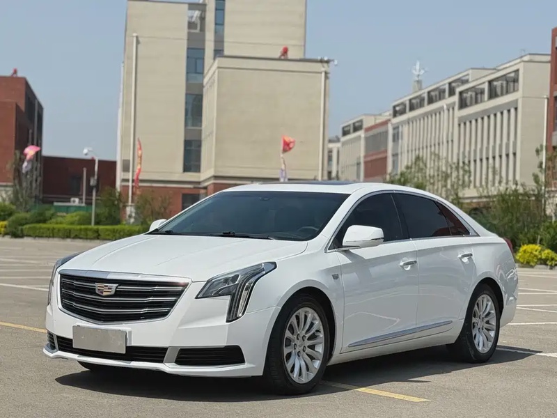 Cadillac XTS