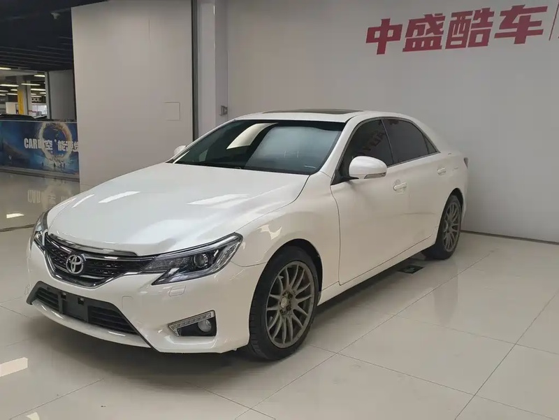 Toyota Reiz