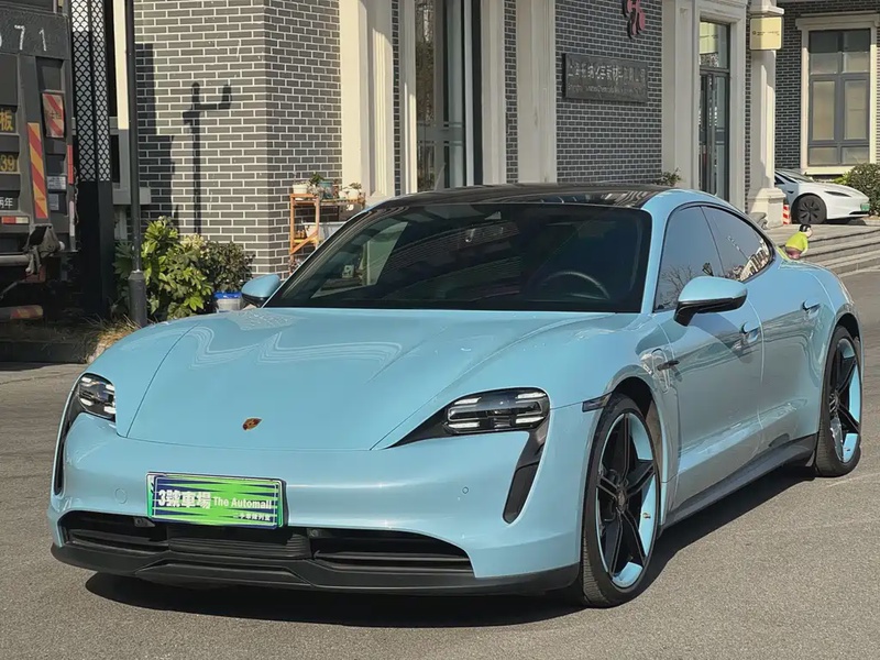 Porsche Taycan