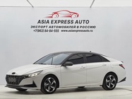 Hyundai Elantra 2022