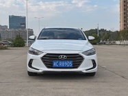 Hyundai Elantra 2016