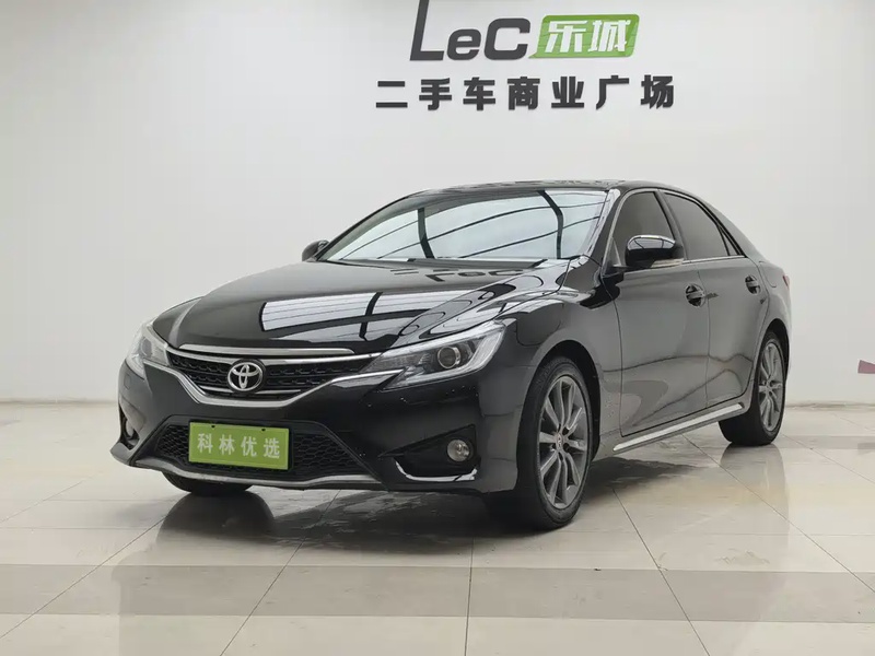Toyota Reiz