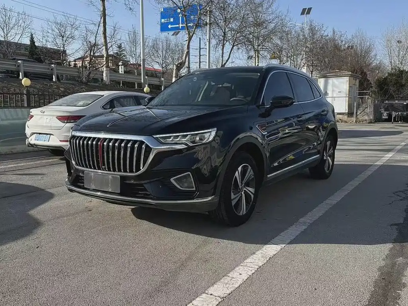 Hongqi HS5