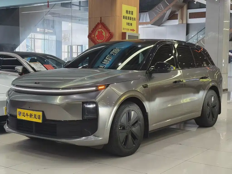 Li Auto L6