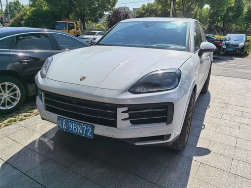 Porsche Cayenne 2025