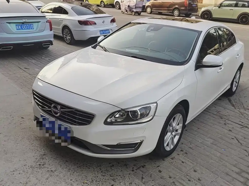 Volvo S60