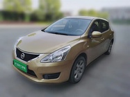 Nissan Tiida 2015