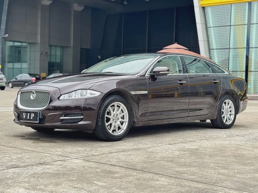 Jaguar XJ 2012