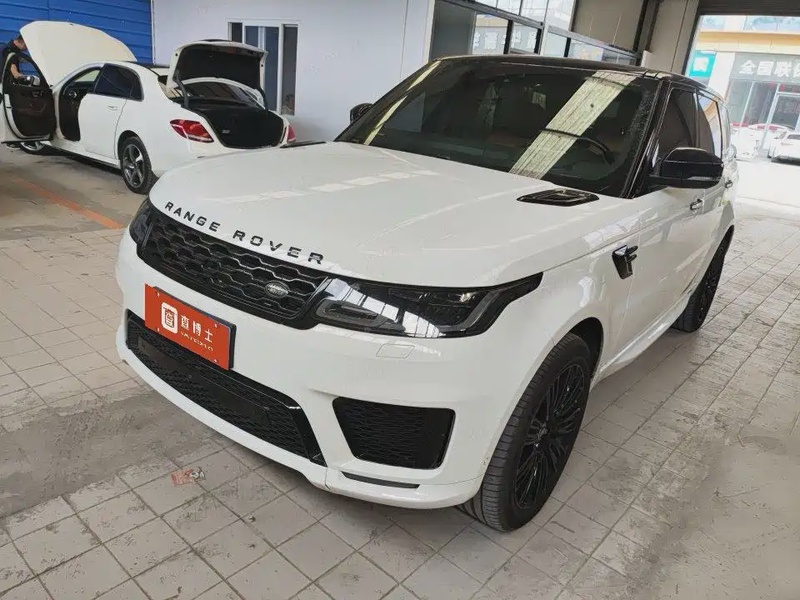Land Rover Sport