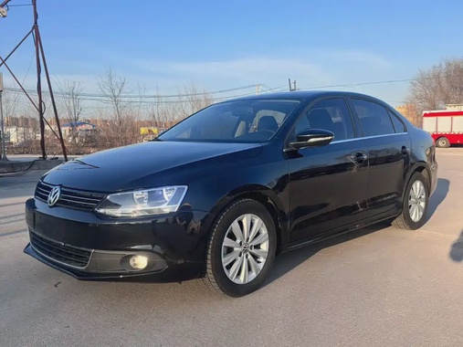 Volkswagen Sagitar 2015