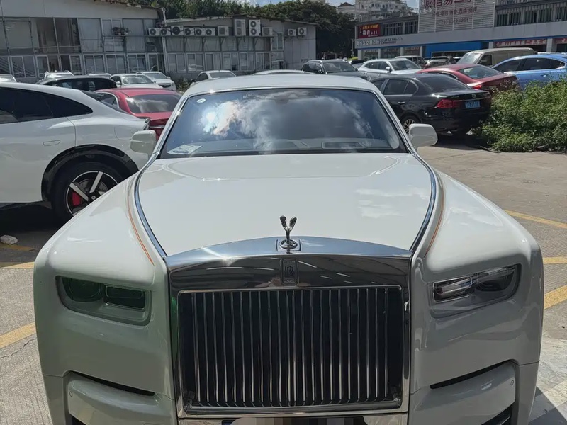 Rolls-Royce Phantom