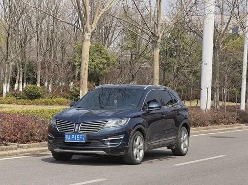 Lincoln MKC 2015