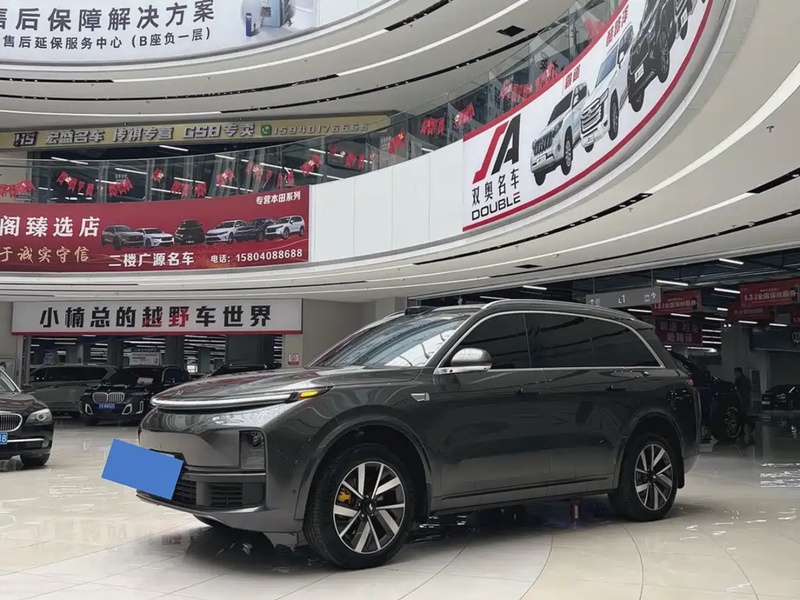 Li Auto L8