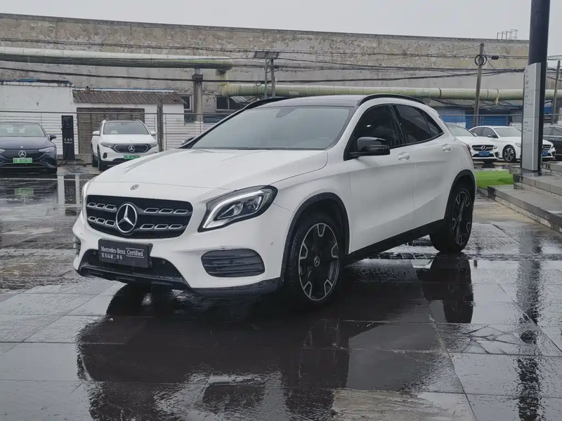 Mercedes-Benz GLA-Class