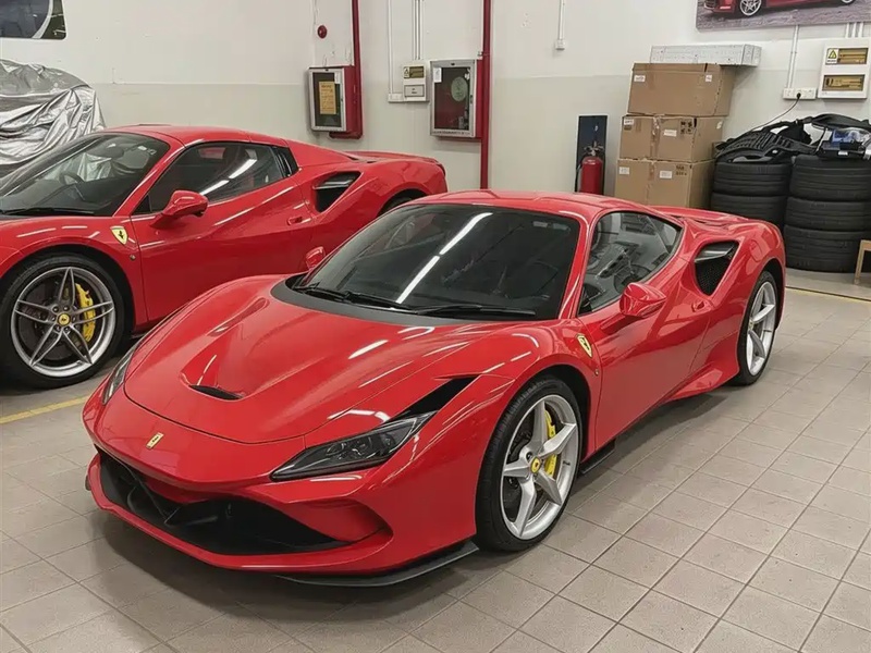 Ferrari F8