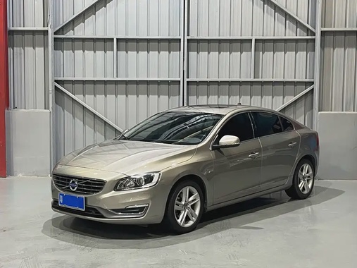 Volvo S60 2015