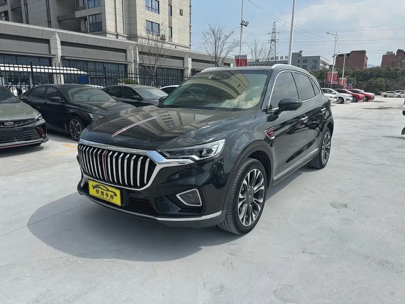 Hongqi HS5