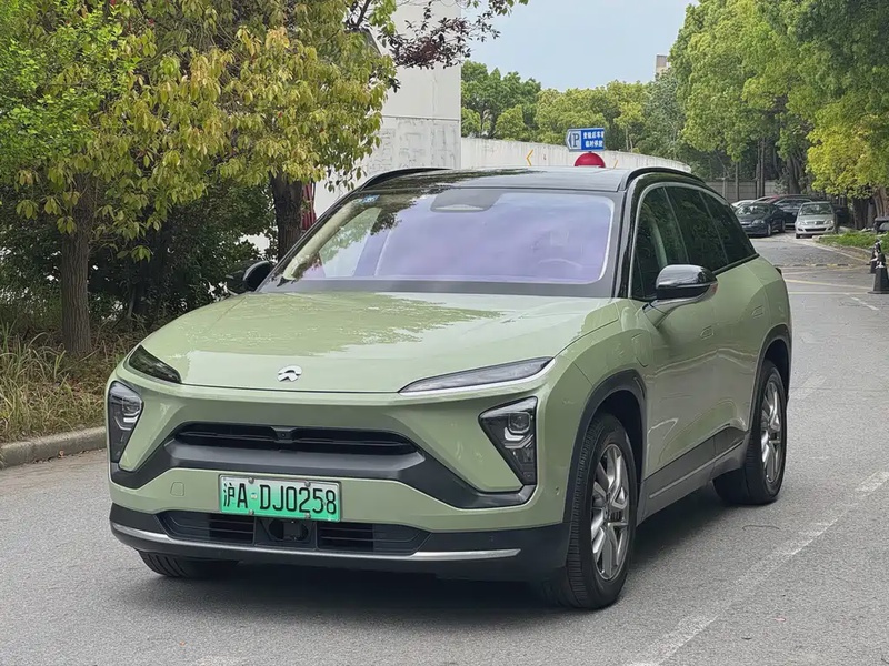 NIO ES6