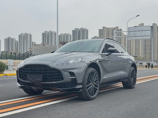 Aston Martin DBX 2026