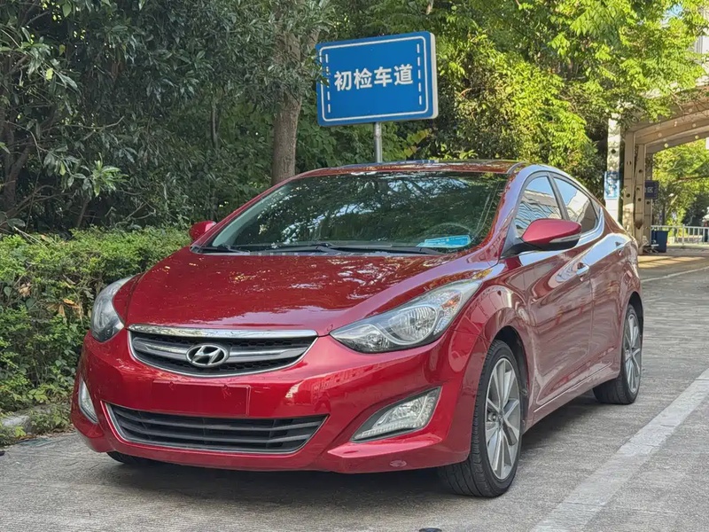 Hyundai Elantra