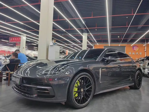 Porsche Panamera 2018