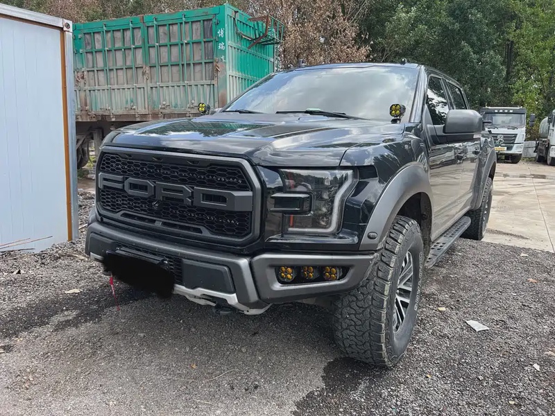 Ford F-150 Raptor