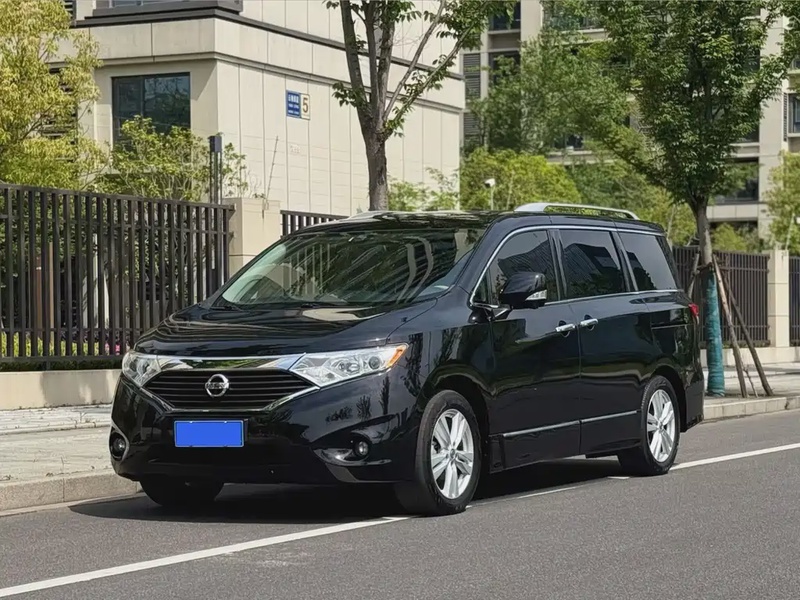 Nissan Quest