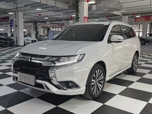 Mitsubishi Outlander 2021