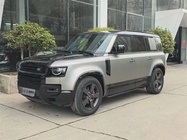 Land Rover Defender 2024
