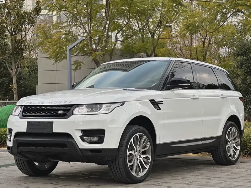 Land Rover Sport