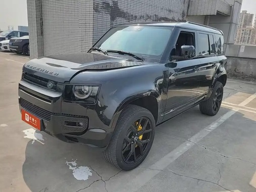 Land Rover Defender 2024