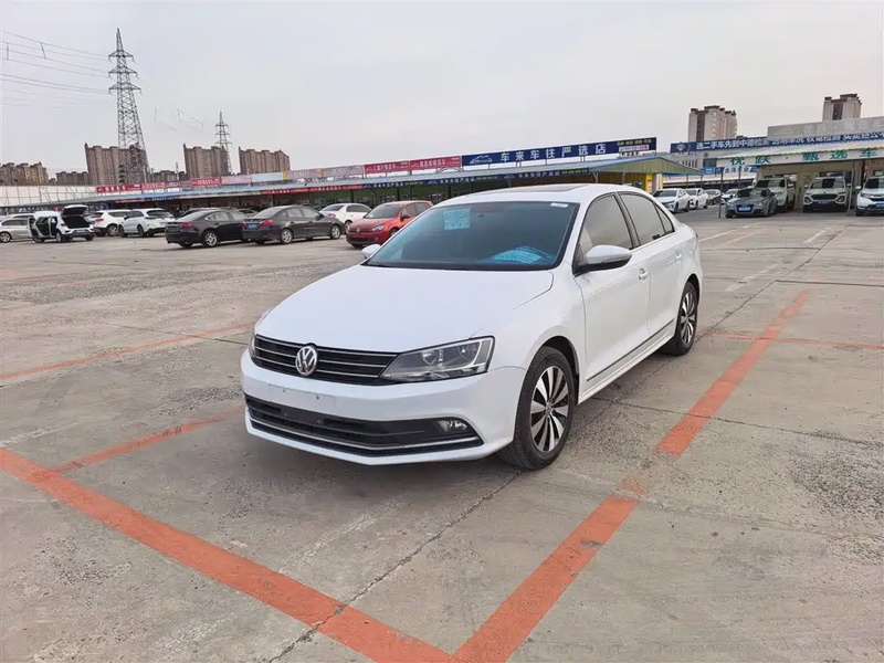 Volkswagen Sagitar