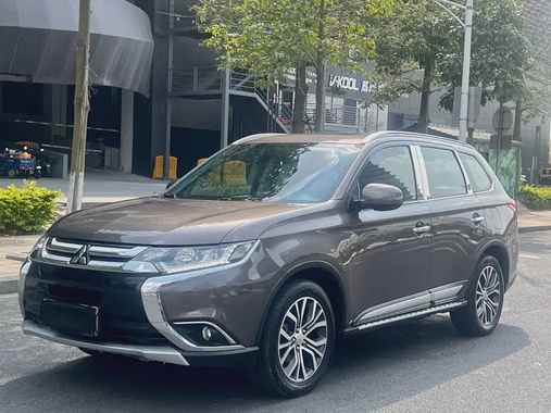 Mitsubishi Outlander 2018