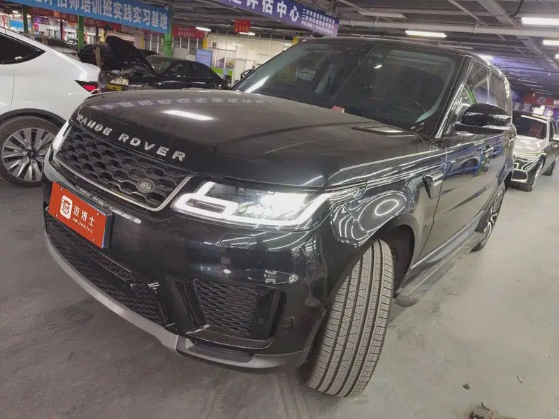 Land Rover Sport