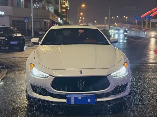 Maserati Ghibli 2022