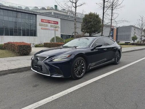 Lexus LS 2020