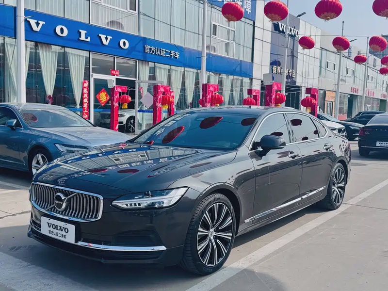 Volvo S90