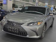 Lexus ES 2022