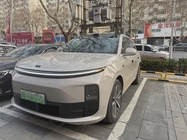 Li Auto L6 2024